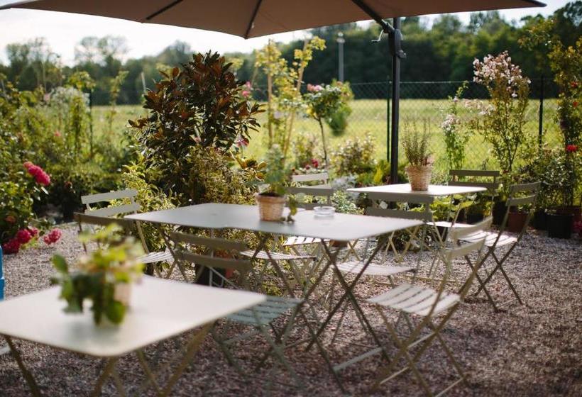 هتل Agriturismo Familiare I Giardini Del Lago