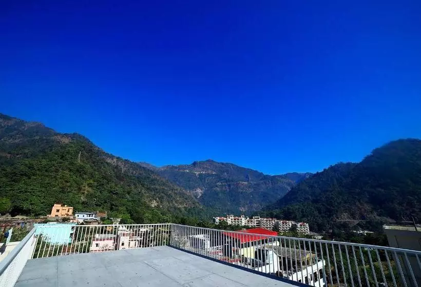 Hotel Vedas Tapovan
