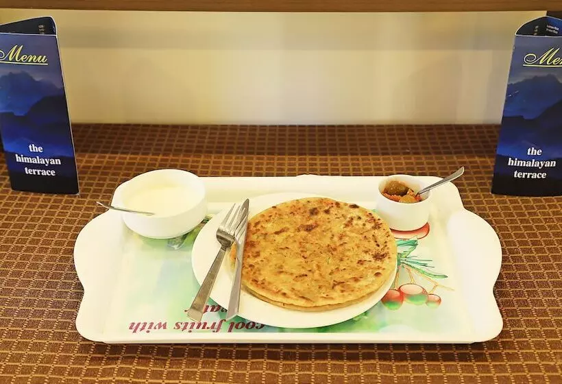 Hotel Vedas Tapovan