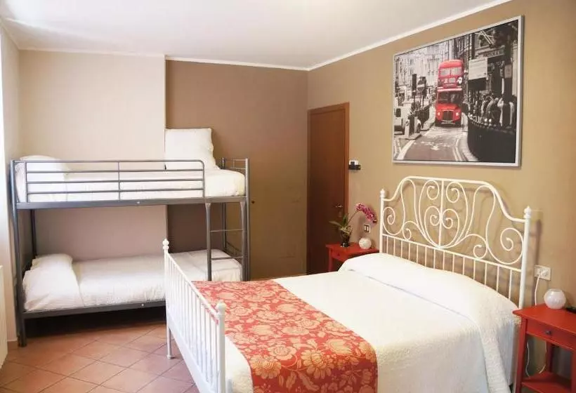 Majatalo Alexander Rooms