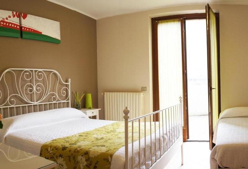 Пансион Alexander Rooms