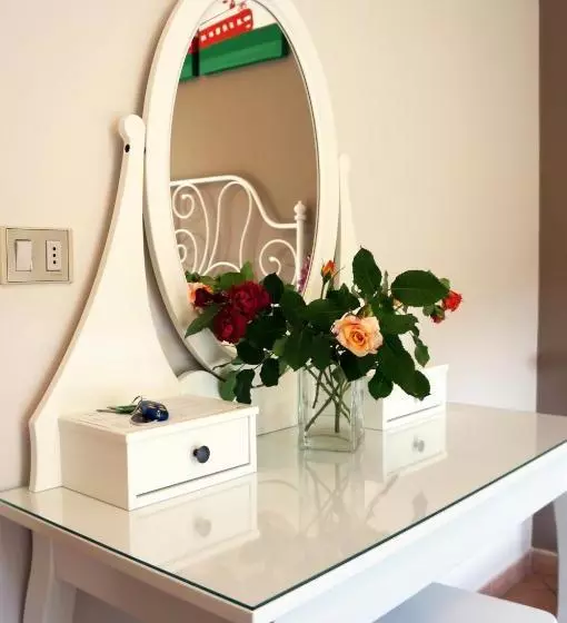 Majatalo Alexander Rooms