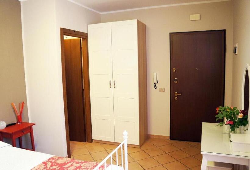 Пансион Alexander Rooms