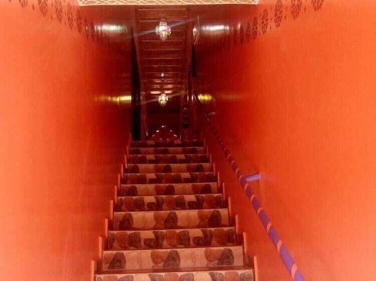 Riad Merzouga Sarah Camp