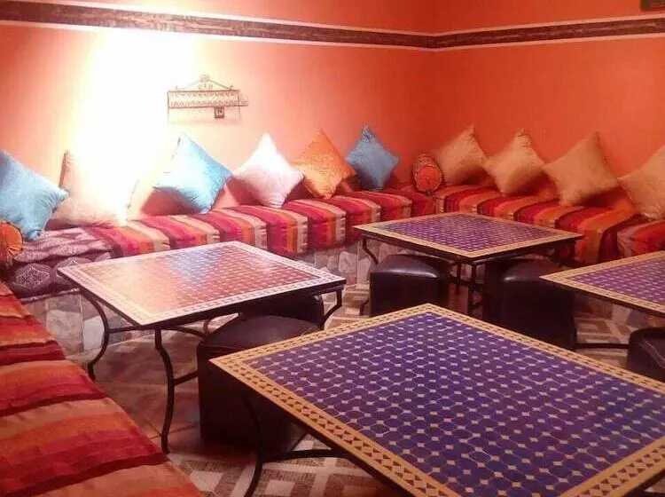 Riad Merzouga Sarah Camp