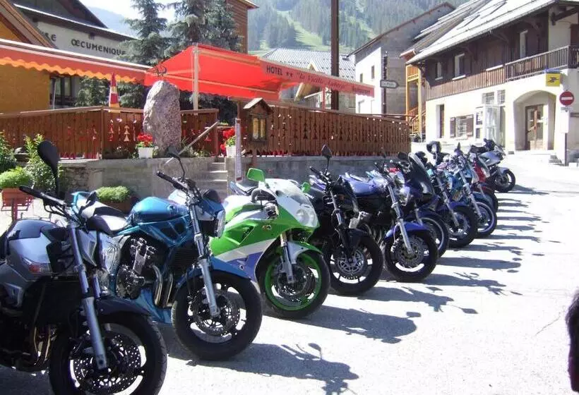 هتل La Vieille Auberge