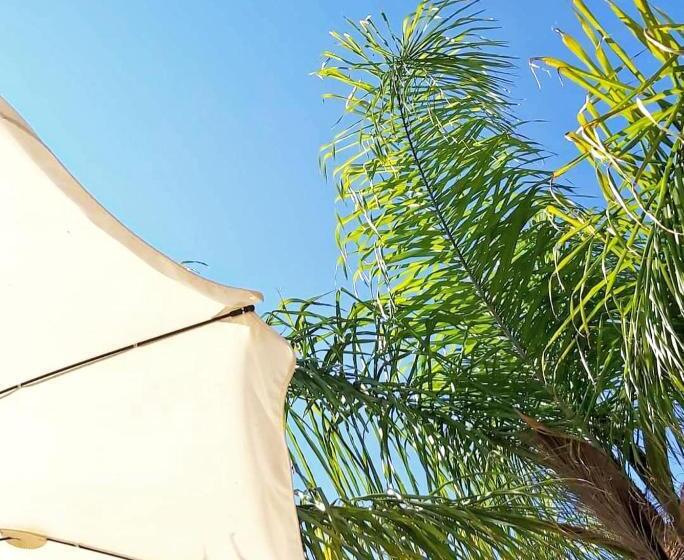 בית מלון כפרי Tenuta Tropeano