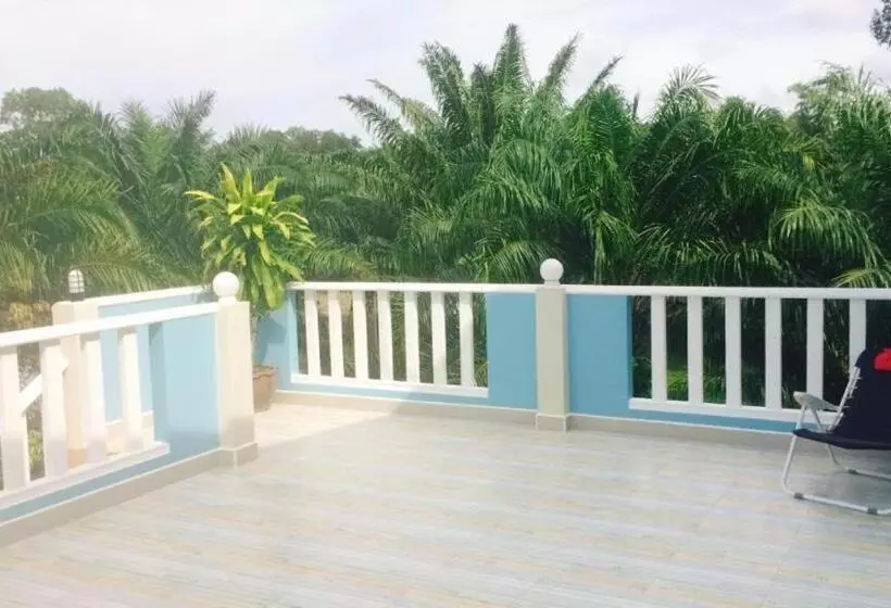 Hotelli Baan Kalaya Garden