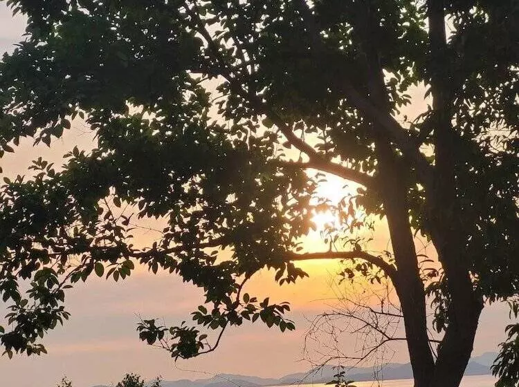 ホテル Banhalawee