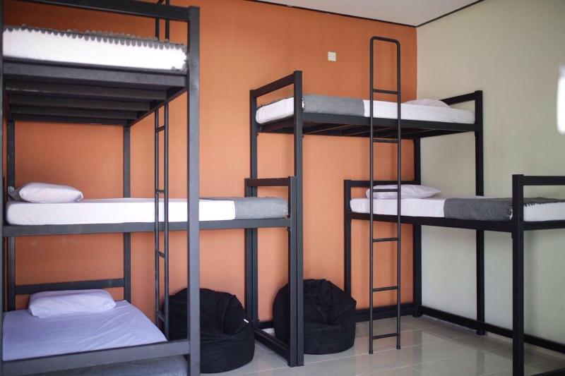 酒店 Belukar Lodges