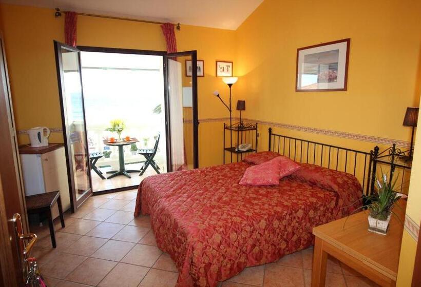 בית מלון כפרי Del Prado