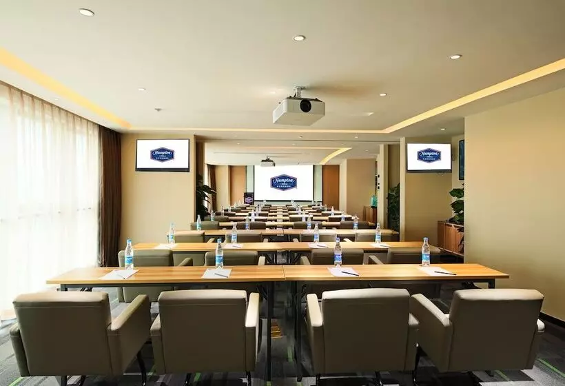 Hotelli Hampton By Hilton Zhongshan Nanlang