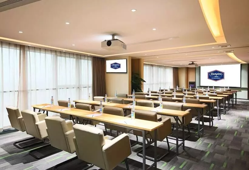 Hotelli Hampton By Hilton Zhongshan Nanlang