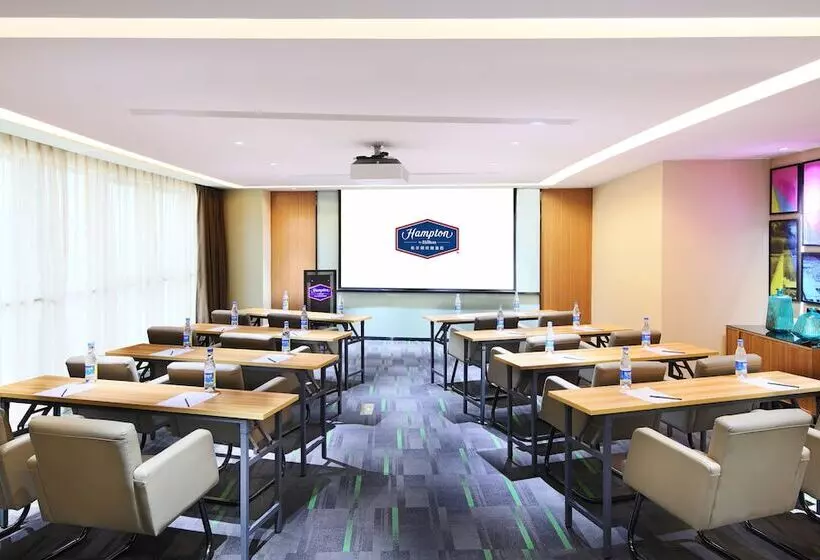 Hotelli Hampton By Hilton Zhongshan Nanlang