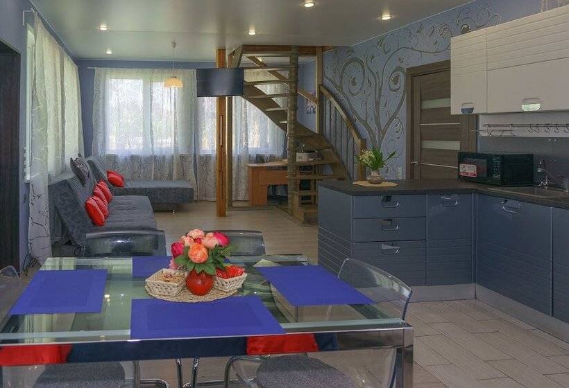 בית מלון כפרי Lesnaya Skazka Guest House