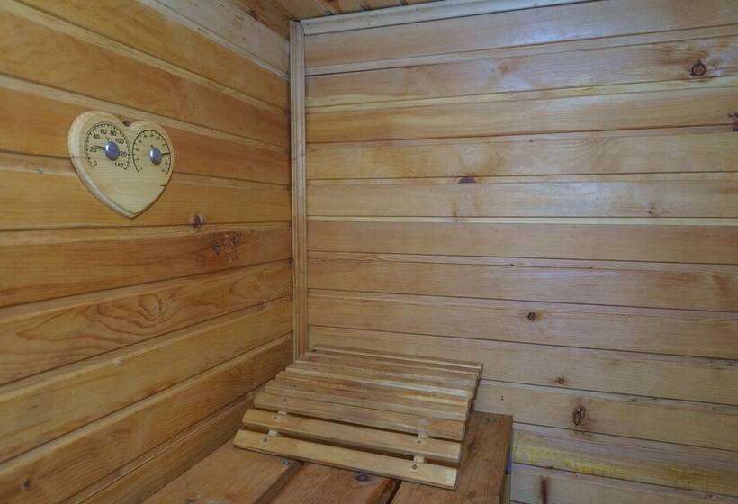 בית מלון כפרי Lesnaya Skazka Guest House