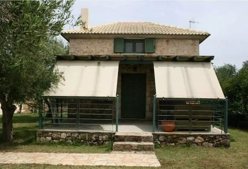 ホテル Megalos Kampos