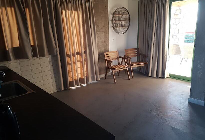 酒店 Megalos Kampos