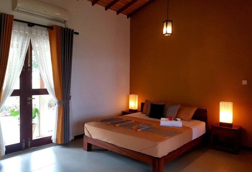 בית מלון כפרי Misty Hills Villa Kadugannawa