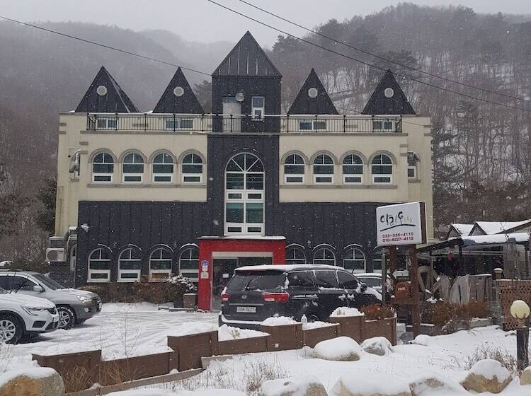 ホテル Ario Pension