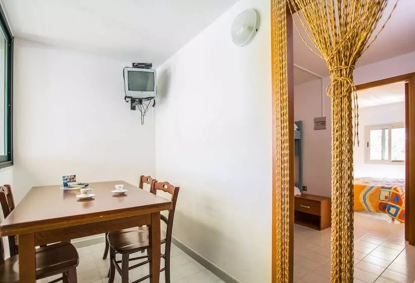 ホテル Villaggio Club Degli Ulivi