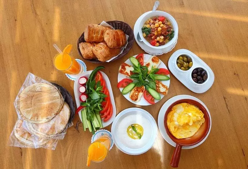 La Siesta Hotel & Beach Resort