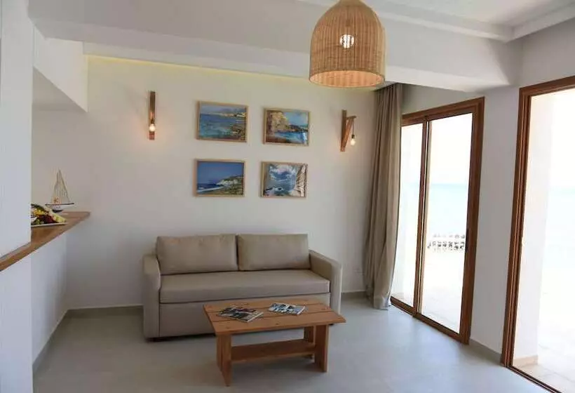 La Siesta Hotel & Beach Resort