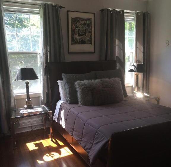 مبيت وإفطار Gardner Farm Inn