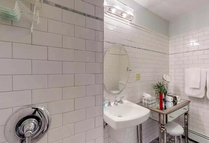 Aamiaismajoitus (B&B) Gardner Farm Inn