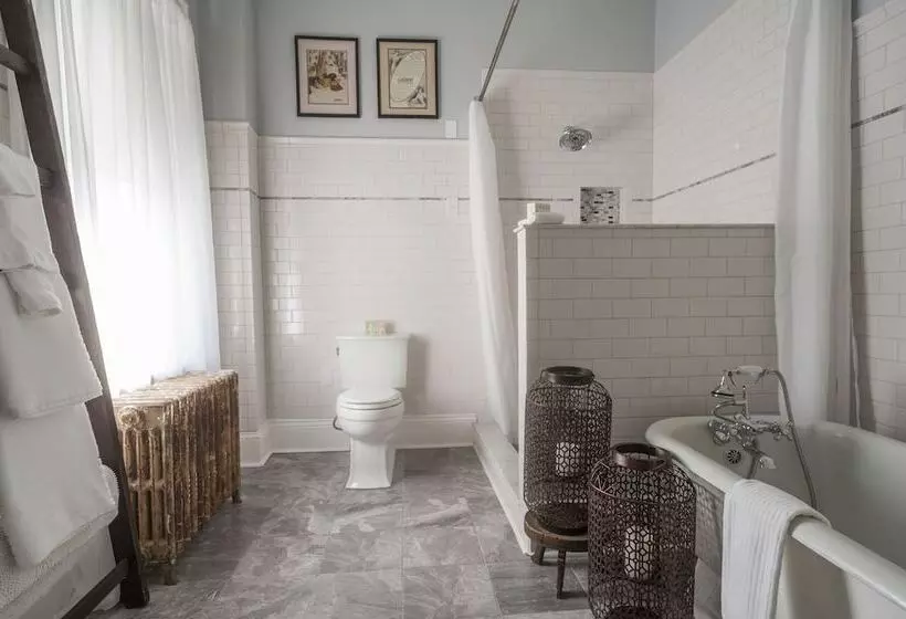 Aamiaismajoitus (B&B) Gardner Farm Inn