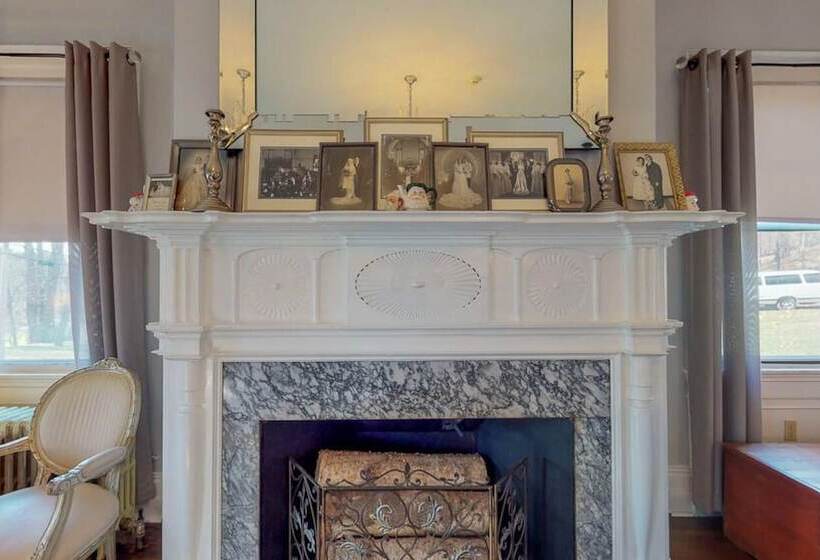 مبيت وإفطار Gardner Farm Inn