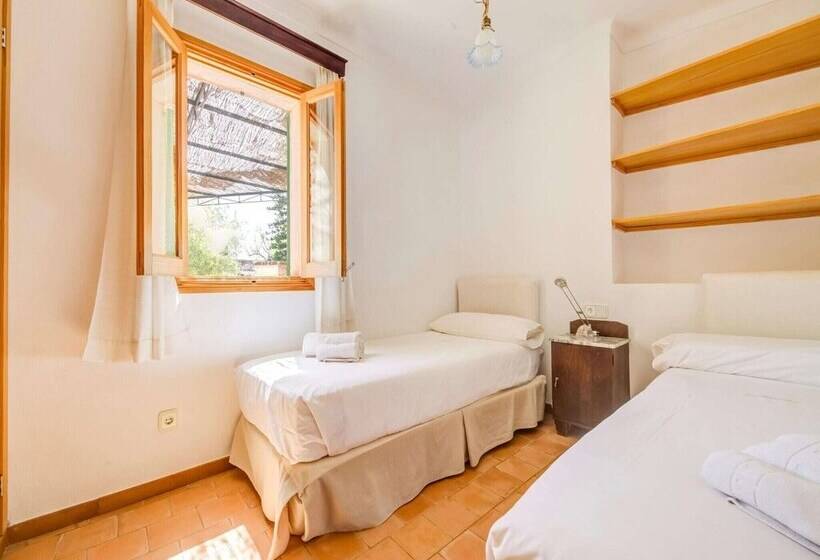Classic Cottage In Campos Majorca With Swimming Pool