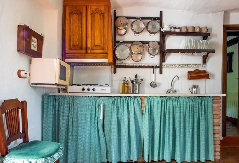 Cozy Cottage In El Padul With Swimming Pool