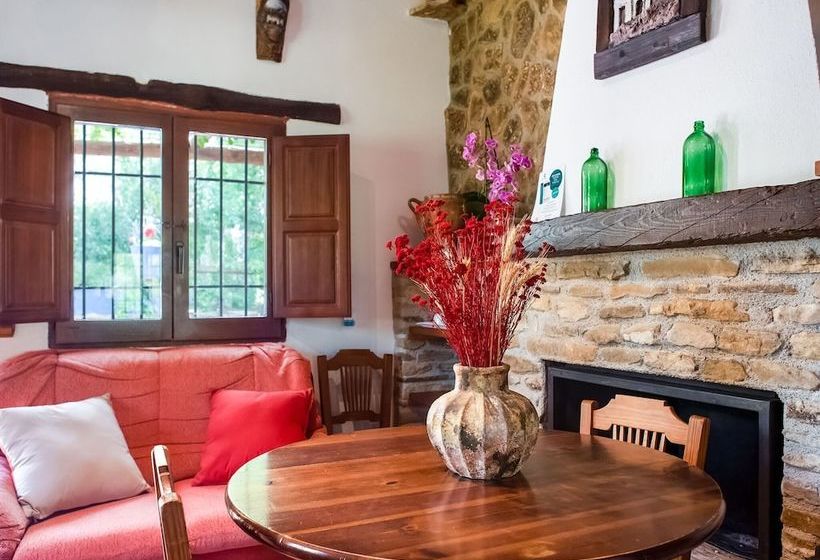 Cozy Cottage In El Padul With Swimming Pool