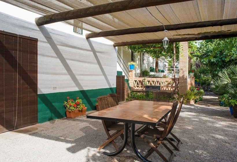 Cozy Cottage In El Padul With Swimming Pool