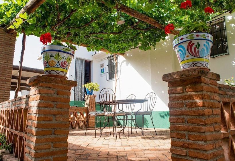 Cozy Cottage In El Padul With Swimming Pool