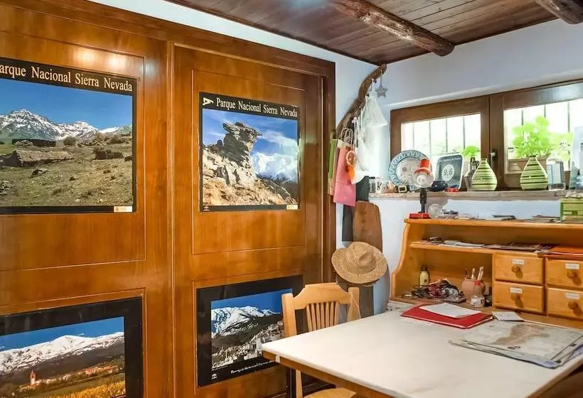Cozy Cottage In El Padul With Swimming Pool