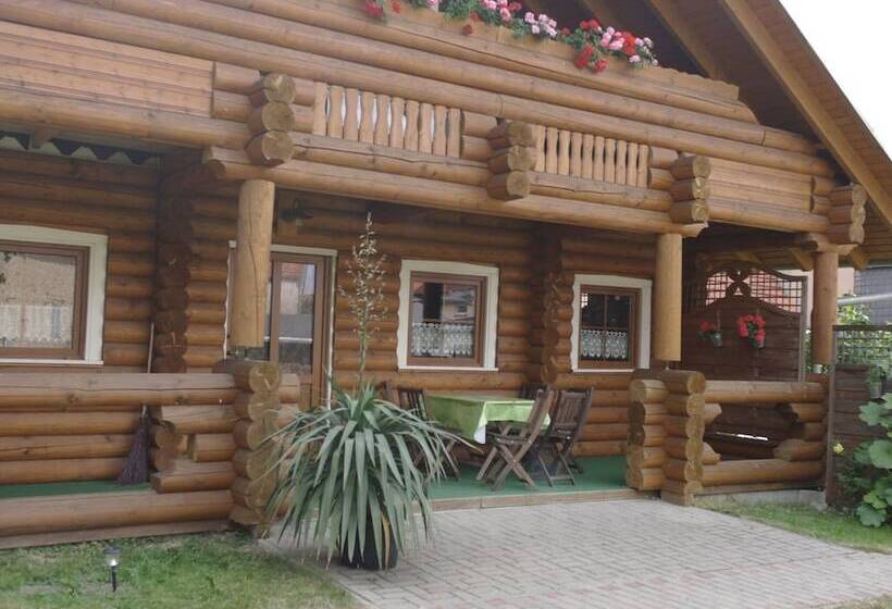 Graceful Holiday Home In Dankerode With Garden