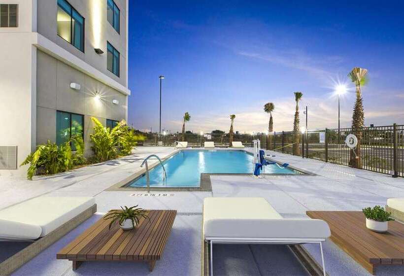 호텔 Hilton Garden Inn Harlingen Convention Center