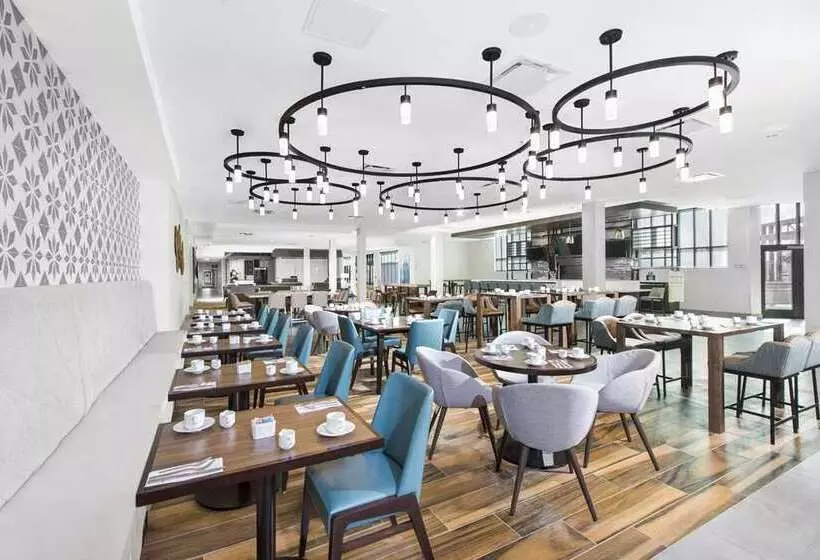 Hotelli Hilton Garden Inn Harlingen Convention Center