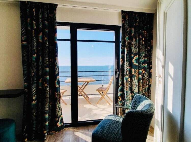 فندق Le Paquebot