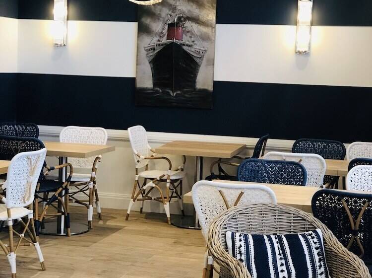 فندق Le Paquebot