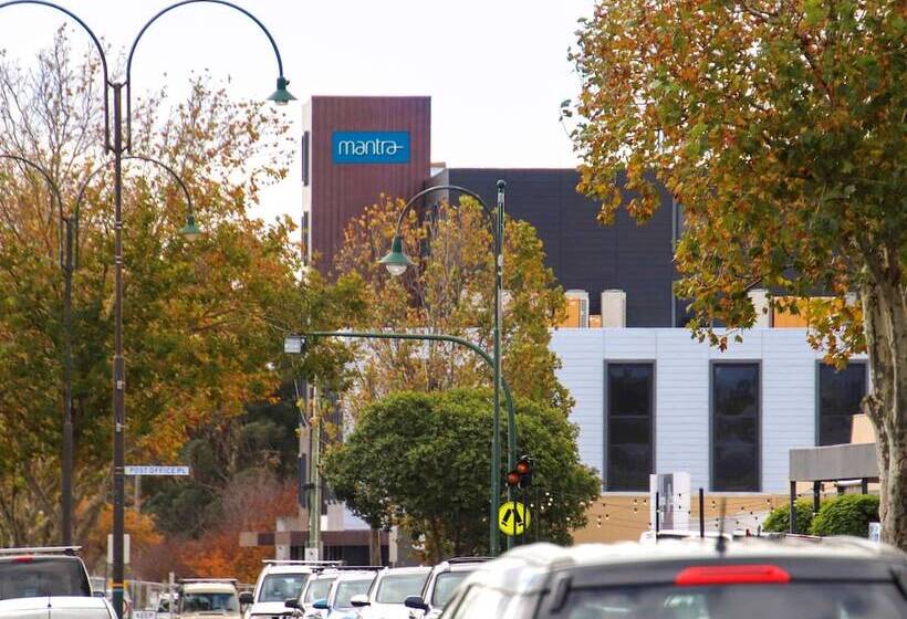 בית מלון כפרי Mantra Traralgon