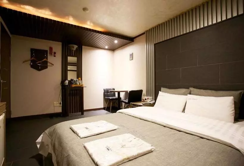 Hôtel Mate