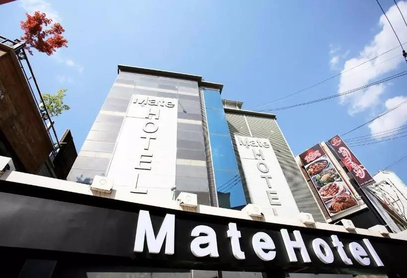Hôtel Mate