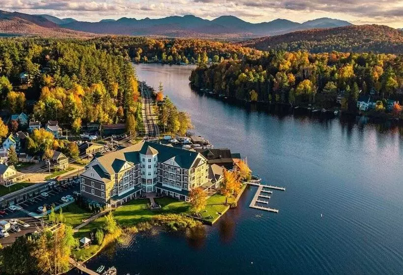 Hotelli Voco Saranac Lake Ny Waterfront, An Ihg