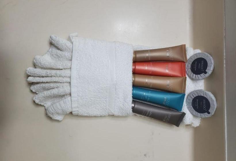 汽车旅馆  Palmetto Inn And Suites