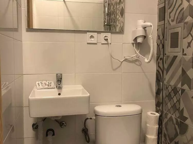 Pensão Casa Bonjardim