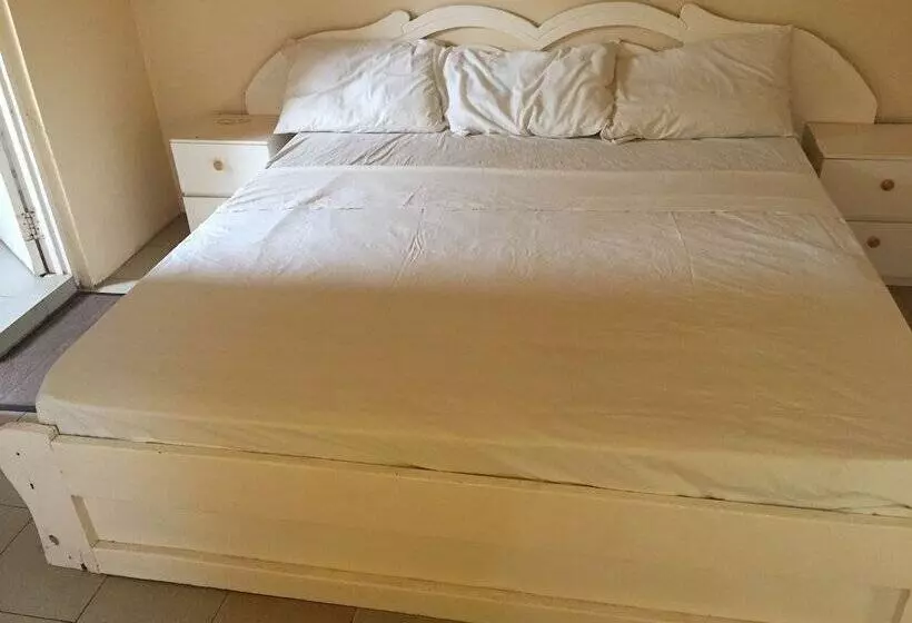 پانسیون One World Village Guesthouse