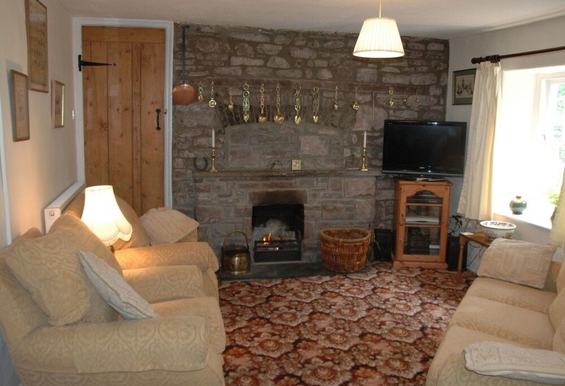 Rural Cottage With Lovely Features Such As A Warm Fireplace, Situated In Aber